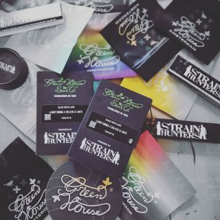 AKCE 1+1 jednu koupíš a jednu dostaneš na #semenacannabis #greenhouseseed včetně nové genetiky BLACK TOFFEE AUTO